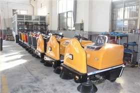 國(guó)產(chǎn)電動(dòng)掃地車哪個(gè)品牌好? 國(guó)產(chǎn)電動(dòng)掃地車哪個(gè)品牌好?