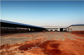 磚瓦廠用工廠掃地機改善環(huán)境必不可少 磚瓦廠用工廠掃地機改善環(huán)境必不可少