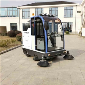 什么樣的電動(dòng)掃地車適合在小區(qū)工作 什么樣的電動(dòng)掃地車適合在小區(qū)工作