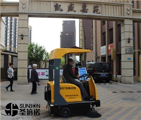 為什么物業(yè)保潔用小型清掃車比較多 為什么物業(yè)保潔用小型清掃車比較多