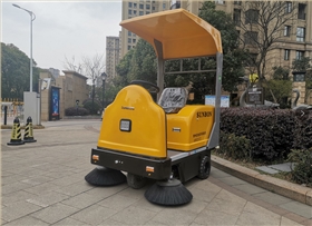 讓小型電動掃地車守衛(wèi)物業(yè)小區(qū)環(huán)境衛(wèi)生 讓小型電動掃地車守衛(wèi)物業(yè)小區(qū)環(huán)境衛(wèi)生