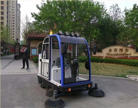 小型電動掃地車相關介紹