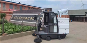 江蘇泰州某磚廠采購2000AW電動清掃車