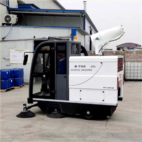 電動(dòng)清掃車(chē)深受各行業(yè)喜歡