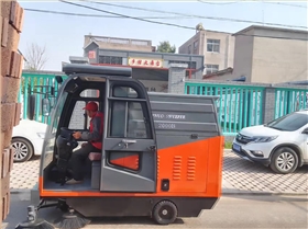 工廠掃地車