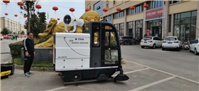 聽說電動清掃車可以掃數萬平方米的地面，你相信嗎？