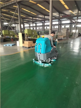 在工廠車間使用工業(yè)洗地機有什么好處呢？