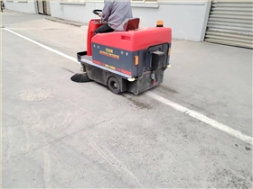 小型電動清掃機