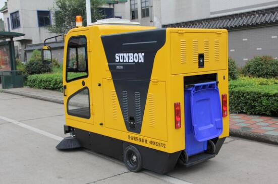 圣倍諾遼寧物業電動掃地車2000B
