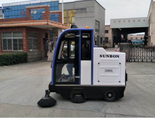 工廠掃地車如何選? 工廠掃地車如何選?