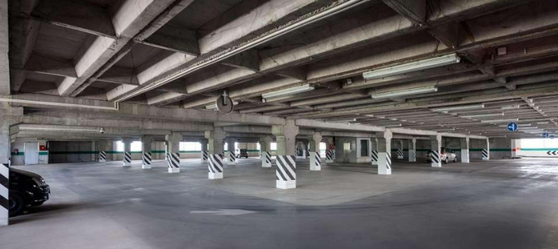 駕駛式掃地車在地下停車場(chǎng)的應(yīng)用 駕駛式掃地車在地下停車場(chǎng)的應(yīng)用