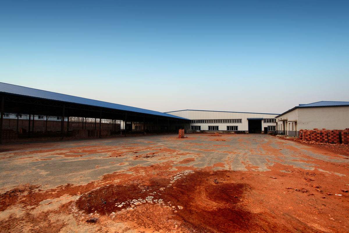 磚瓦廠用工廠掃地機改善環境必不可少 磚瓦廠用工廠掃地機改善環境必不可少