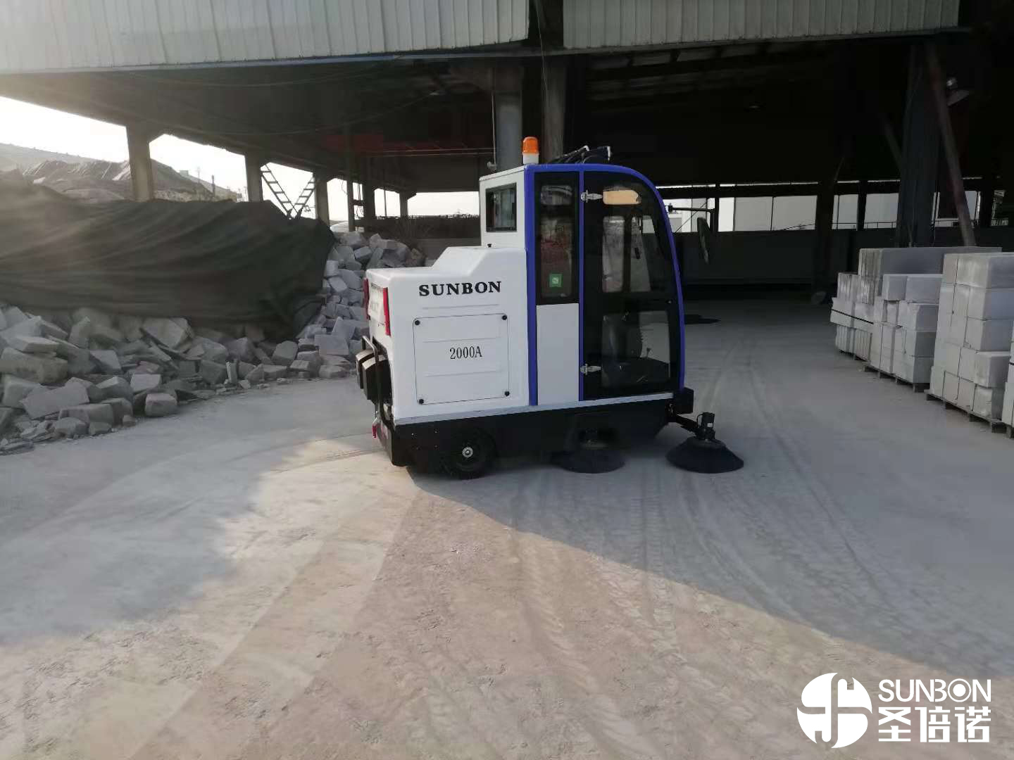 鑄造廠用什么樣工業(yè)掃地車 鑄造廠用什么樣工業(yè)掃地車