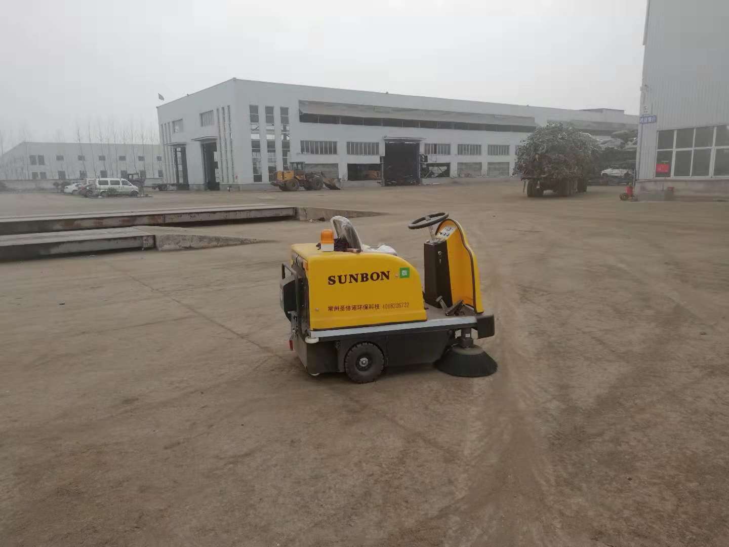 電動掃地機在工廠的使用效果好嗎 電動掃地機在工廠的使用效果好嗎