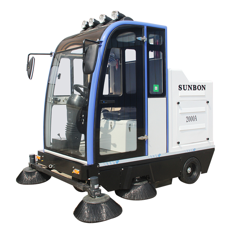 浙江某大學(xué)定制帶高壓水槍版電動(dòng)清掃車 浙江某大學(xué)定制帶高壓水槍版電動(dòng)清掃車