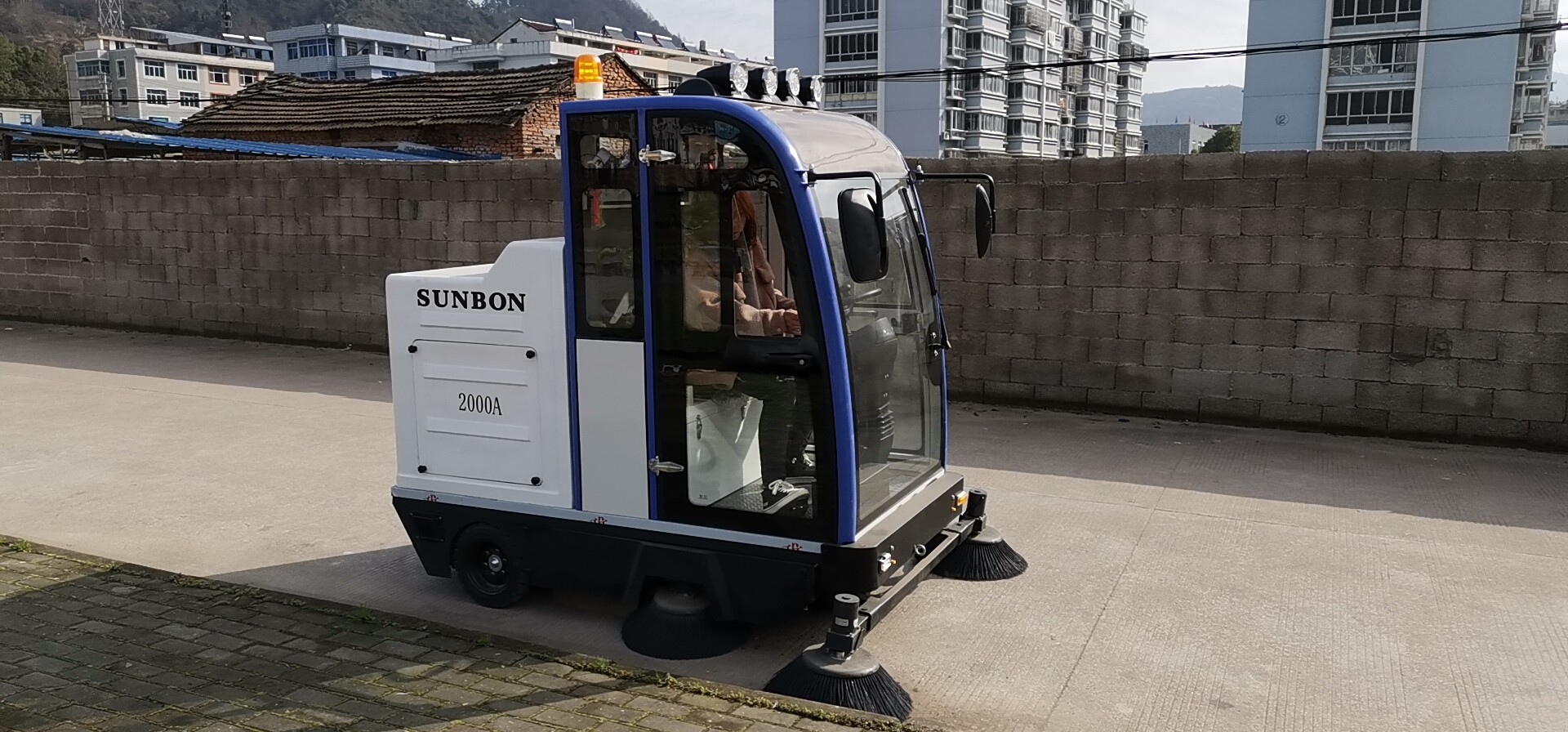 哪里有好的掃地車,哪里有賣 哪里有好的掃地車,哪里有賣