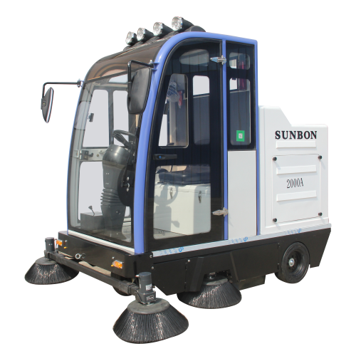 電動掃地車與燃油掃地車的區別
