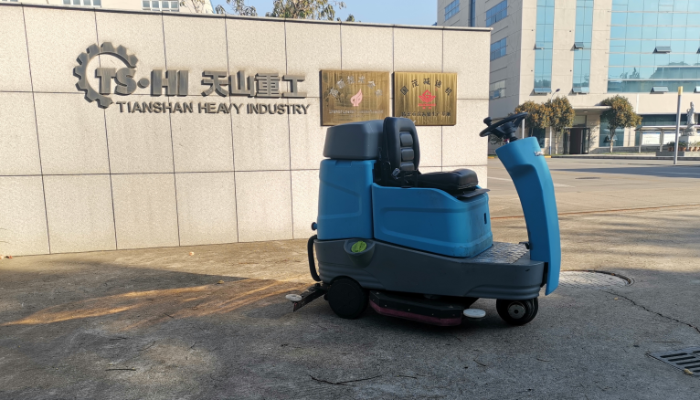 電動(dòng)洗地機(jī)是否能用在工廠車(chē)間