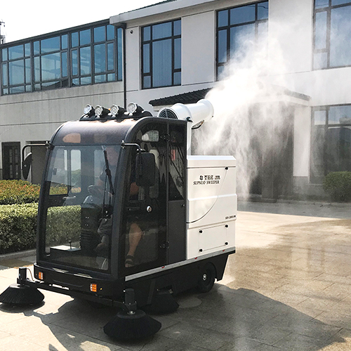 物業電動清掃車
