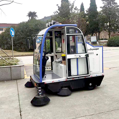 為什么工廠會選擇圣倍諾電動掃地機