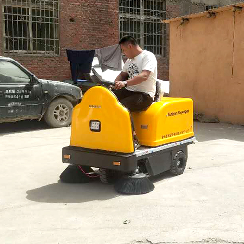 戶外電動掃地車