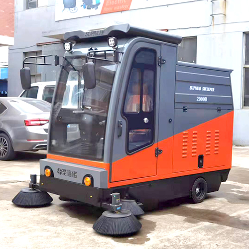 為什么要購(gòu)買電動(dòng)清掃車，能為企業(yè)省多少錢