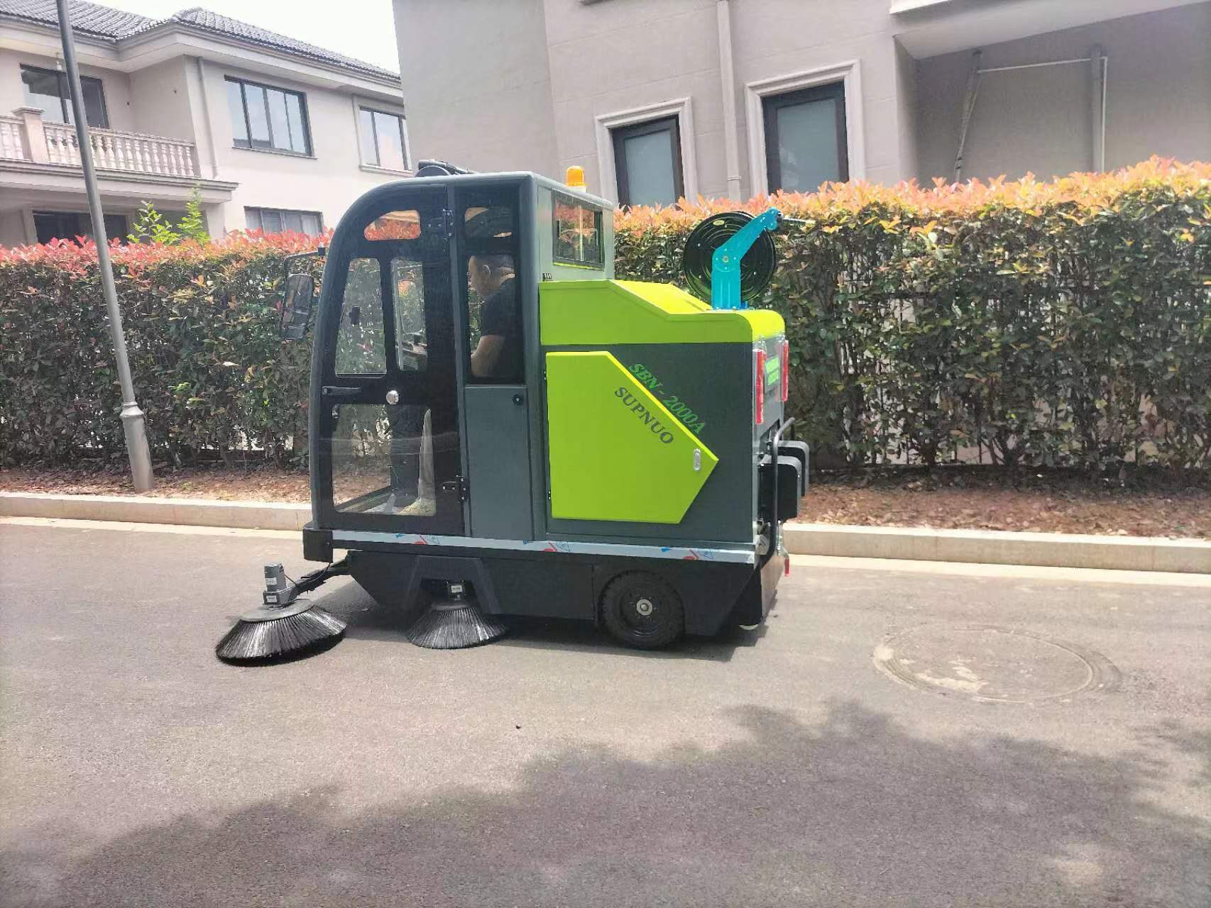 多功能電動掃地機的價格在2-6萬左右，是否合理？